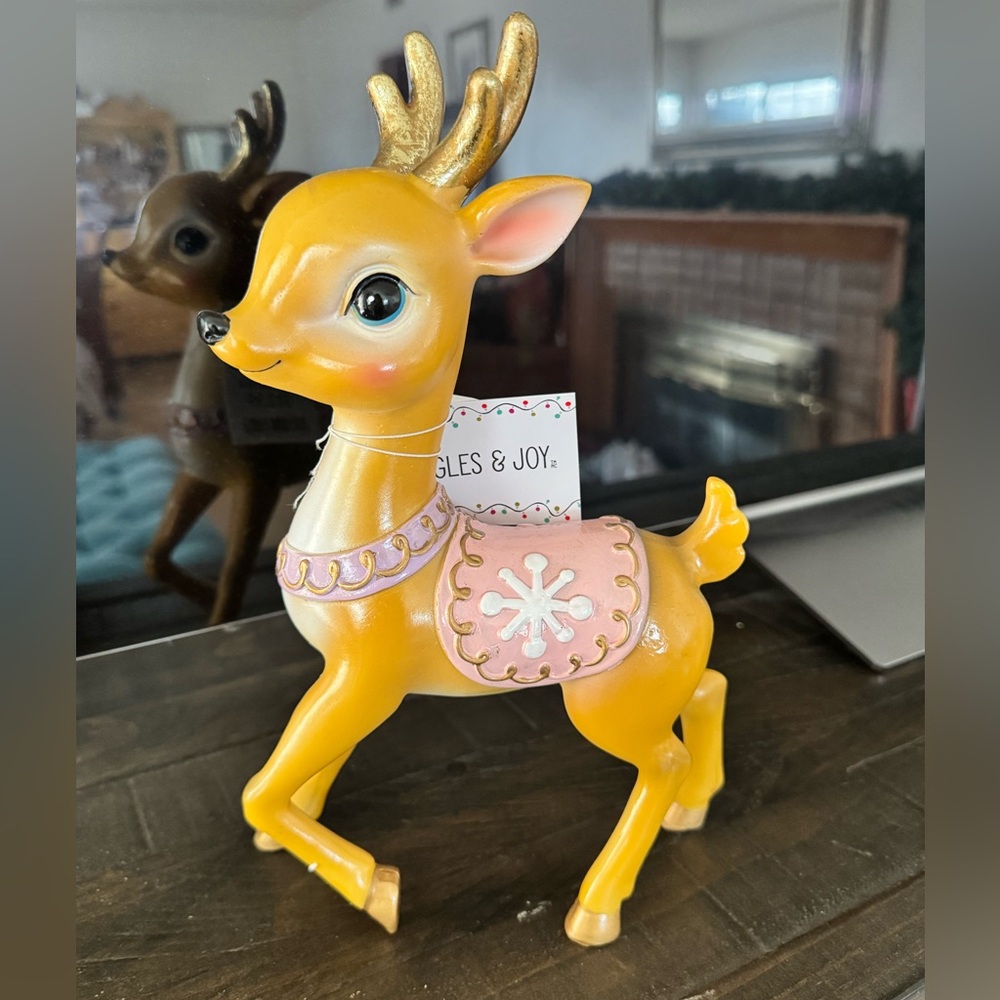 Vintage inspired Christmas Reindeer